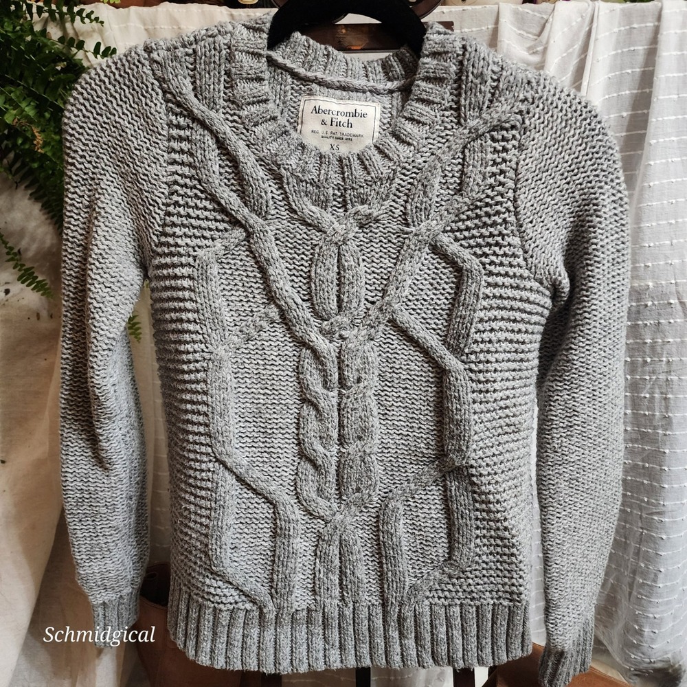 Abercrombie & Fitch Womens XS Gray Cable Knit Crewneck Sweater Cotton Blend
